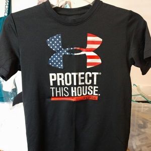 Under Armour heat gear tee